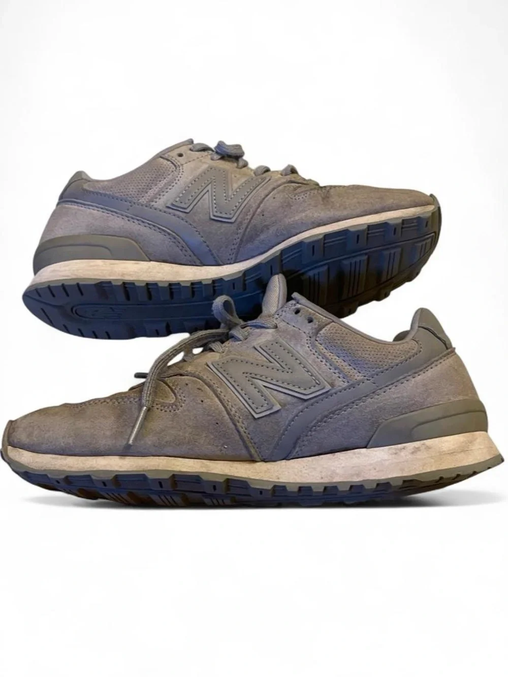 New Balance 696 Gray Sneakers Women’s Size 8